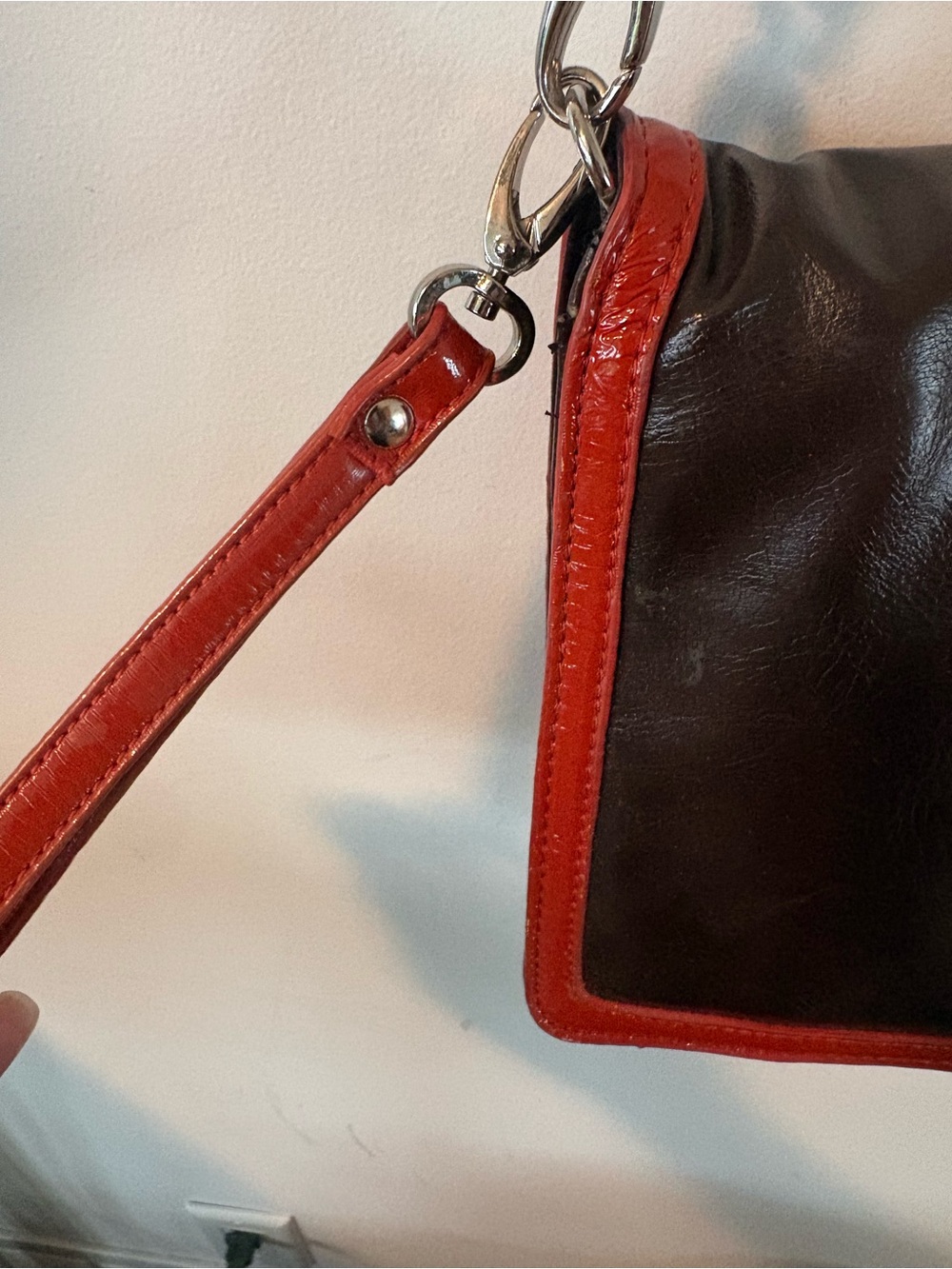 Melanie Lyne Colorblock Crossbody Shoulder Bag - Picture 9 of 10
